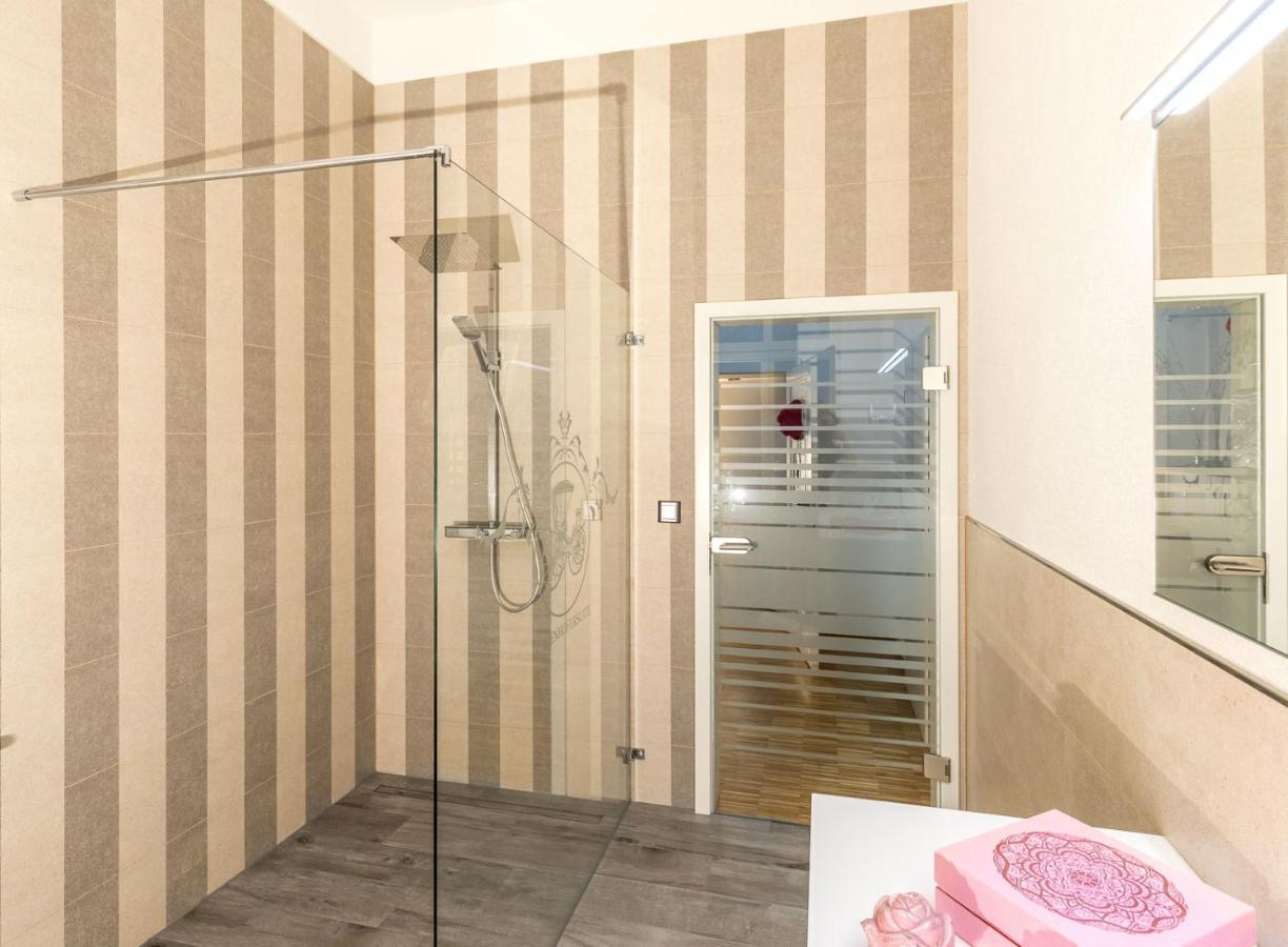 Schwarzwaldzimmer&Schwarzwald Design Apartment Rottweil Exterior foto